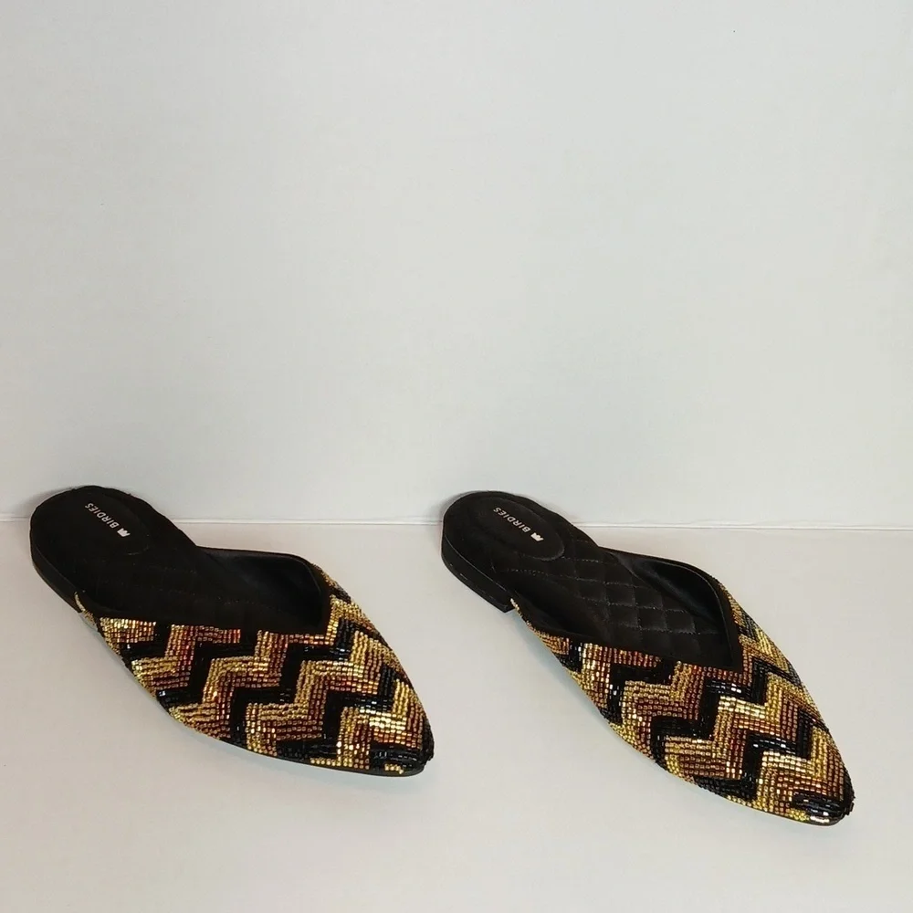 Birdies The Swan Flat Mule Black Gold Deco Beaded Chevron Pointed Toe Size 7.5